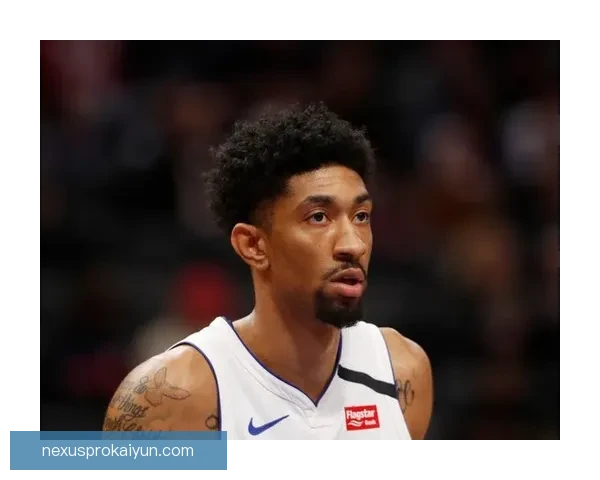 戴维斯防守选择趋势分析显示其在过去几场比赛中的表现稳健