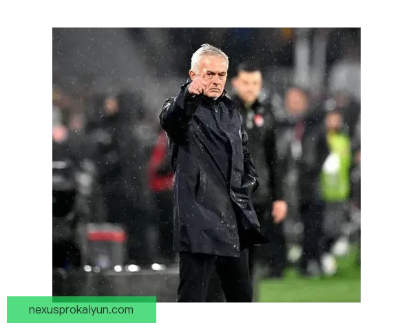 穆里尼奥球队打法特点总结：防守稳固反击高效，战术纪律严明